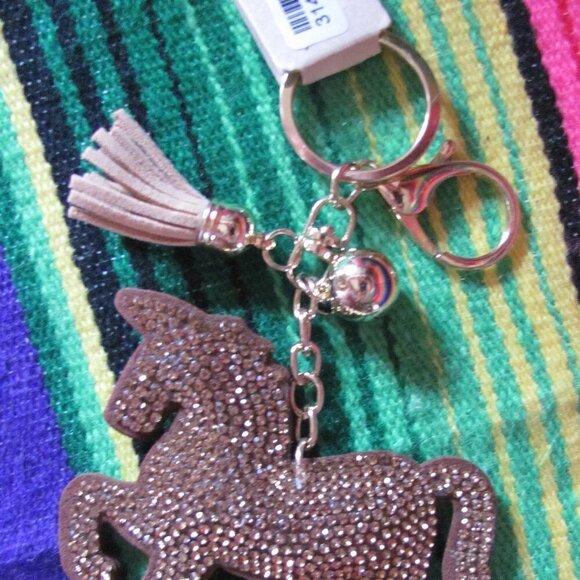 CRYSTAL AVENUE HORSE KEYCHAIN WITH BLING - Picture 2 of 4